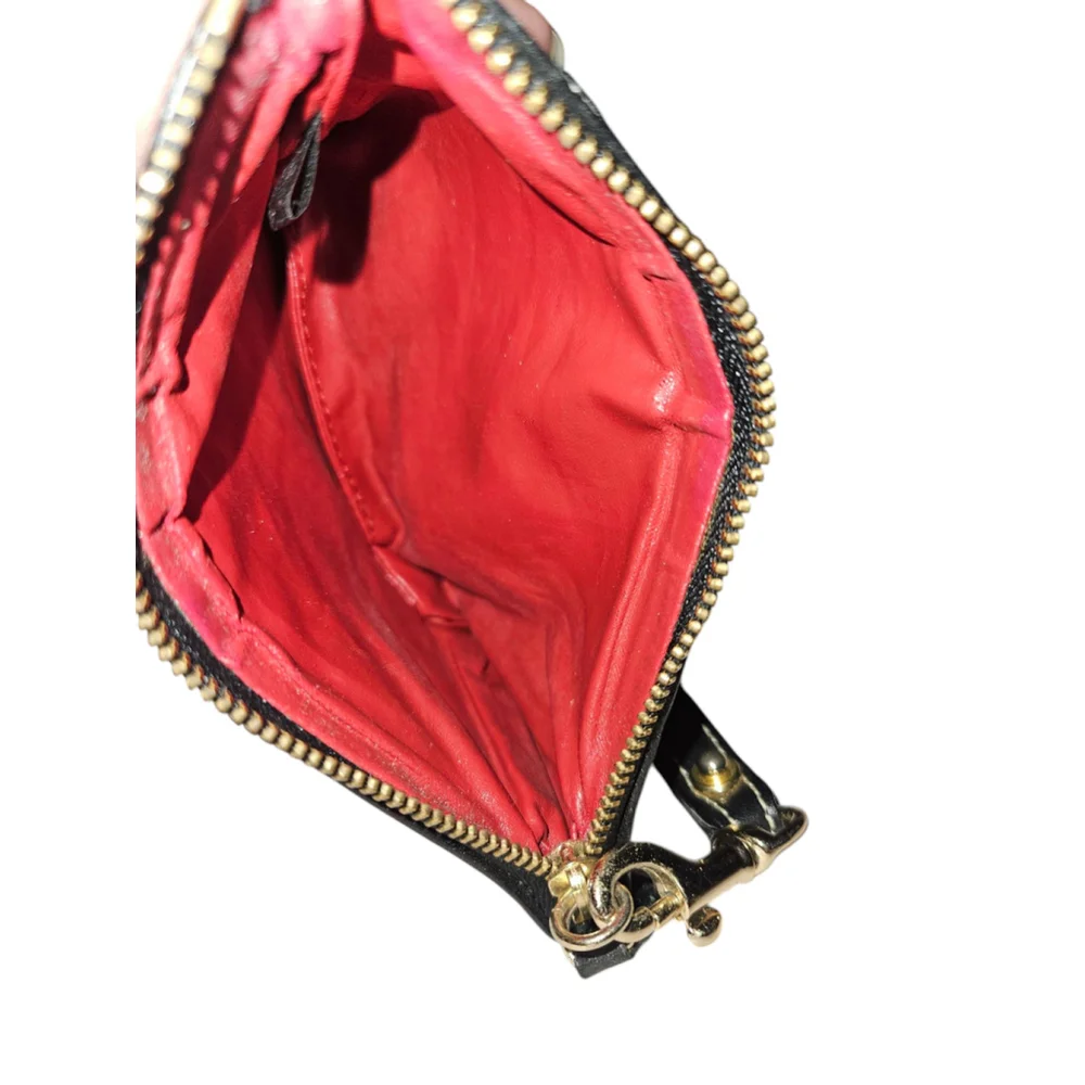 Dooney & Bourke this pre